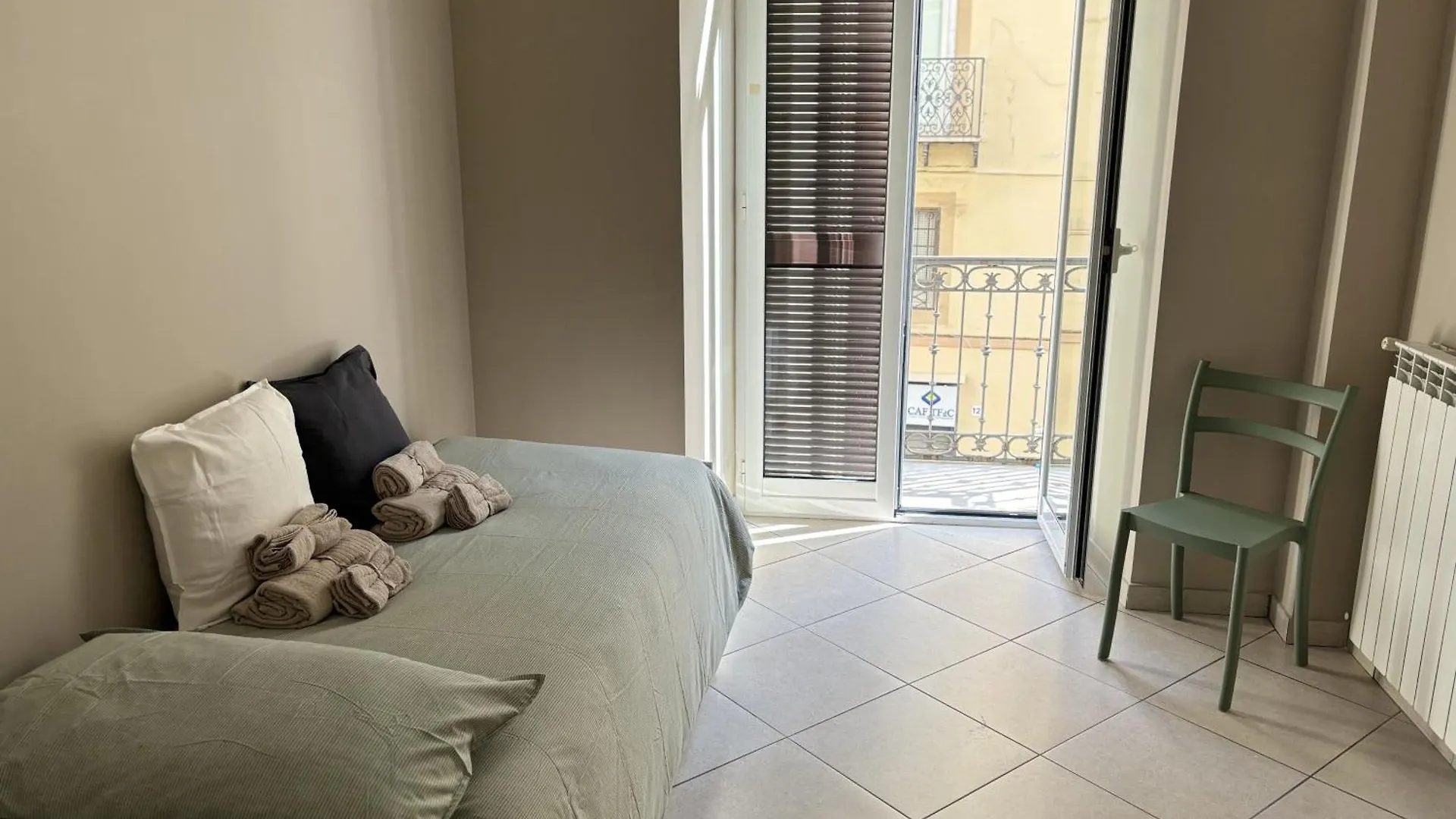 Adrian'S Guests House Apartment Naples